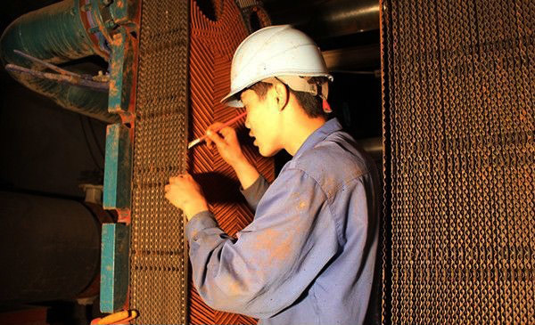 板式換熱器出現(xiàn)外漏、串液故障的維修方法